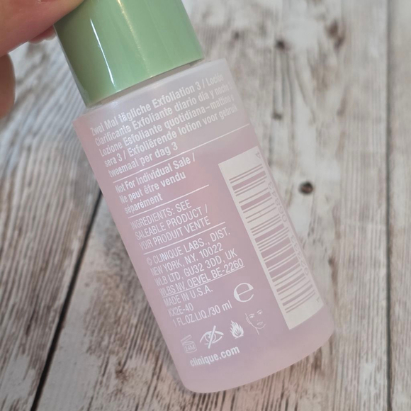 Clinique Clarifying Lotion Exfoliant mini - Picture 3 of 3